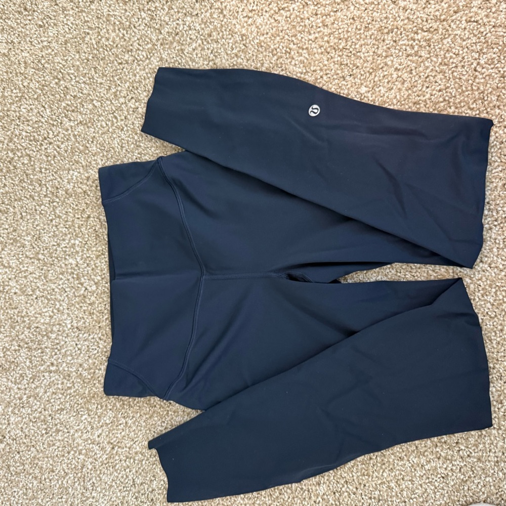 Lululemon Base Pace discontinued